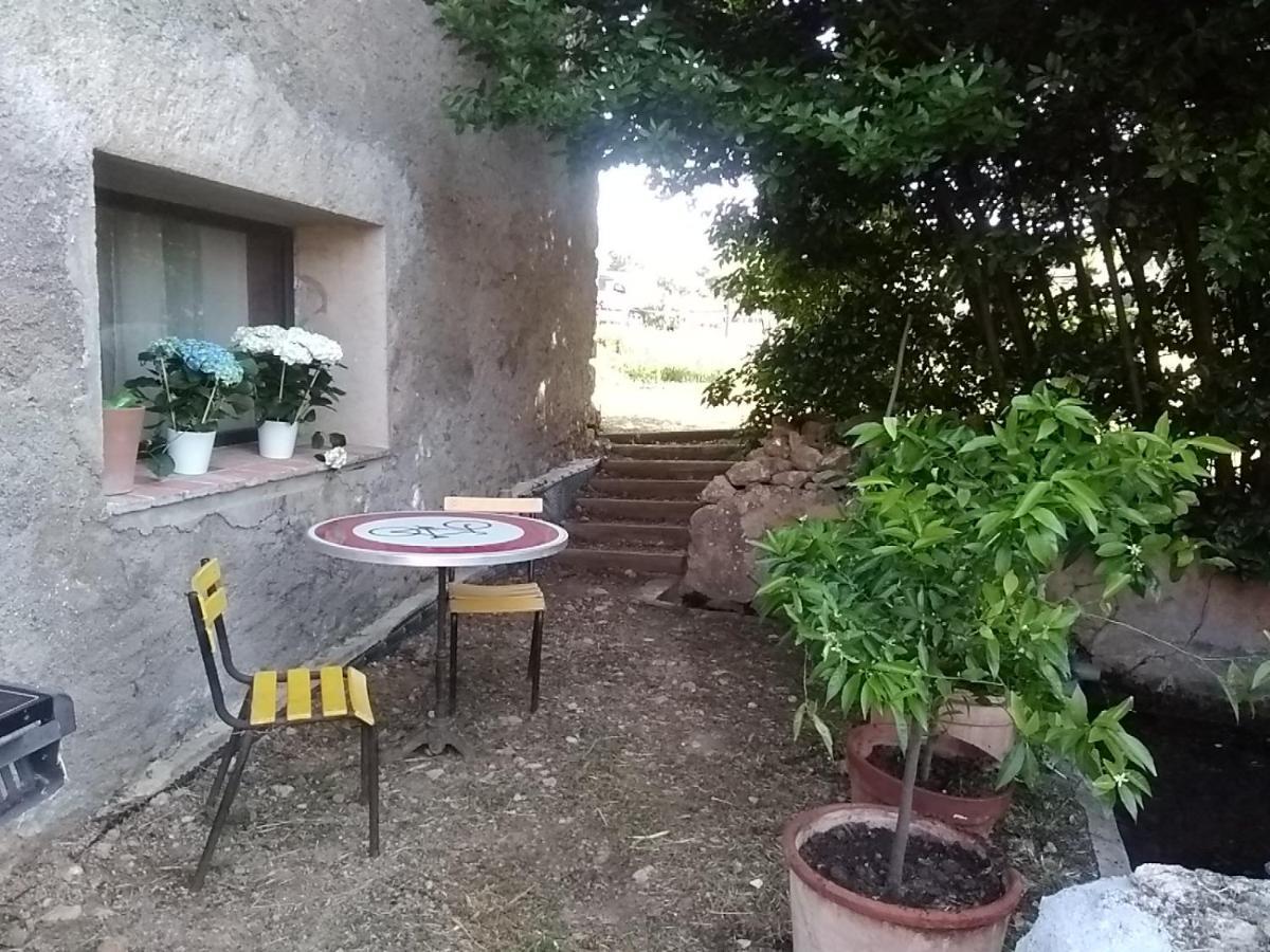 Studio Independant Dans Ferme Equestre Aups Exterior photo